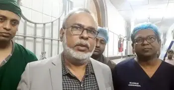 হাদির অবস্থা খুবই সংকটাপন্ন, তিনি বেঁচে আছেন: ডা. জাহিদ রায়হান