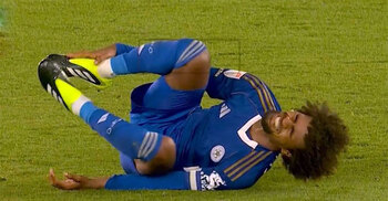 চোট পেয়েছেন হামজা, দুশ্চিন্তা বাড়লো ভক্তদের