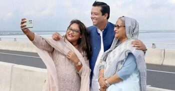 ‘রাহুল-প্রিয়াঙ্কা মডেলে’ দলের হাল ধরছেন শেখ হাসিনার ছেলেমেয়েও