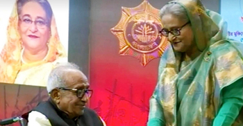 PM confers Swadhinata Purashkar on 9 persons, 1 organisation