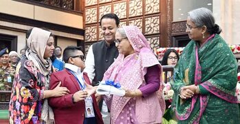 PM opens nationwide free textbook distribution