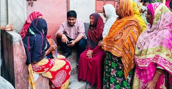 আম্মার জন্য আর কখনো বাড়ি করা হবে বলে মনে হয় না: হাসনাত