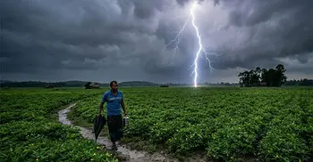 হাতিয়ায় বজ্রপাতে ব্যবসায়ীর মৃত্যু