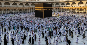 হজে বাংলাদেশি ২০% যাত্রী যাবেন মদিনা দিয়ে, ফিরবেন ৩০ শতাংশ