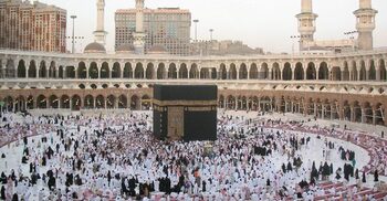 ৩১ ডিসেম্বরের মধ্যে জমা দিতে হবে হজ প্যাকেজের বাকি টাকা