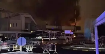 সৌদি আরবে মুহুর্মুহু ড্রোন হামলা, কুয়েত বিমানবন্দরে আগুন