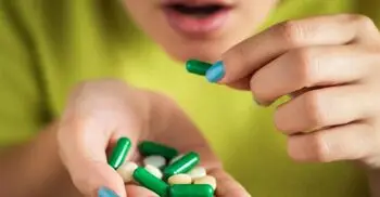 অ্যান্টিবায়োটিক বেশি খেলে কিডনিতে পাথর হতে পারে