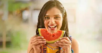 রাতে ফল খেলে ক্ষতি হয় কি?