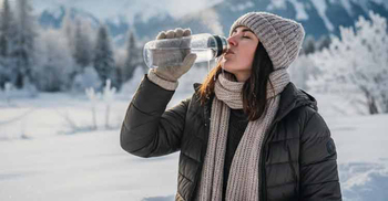 শীতে ঠান্ডা পানি স্বাস্থ্যকর নাকি শুধু স্বস্তির অনুভূতি