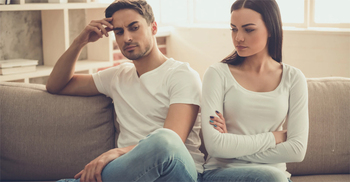 সঙ্গী আপনাকে ‘পকেটিং’ করছে বুঝবেন যেভাবে