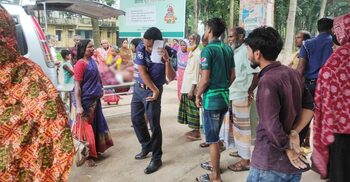 থেরাপি দিয়ে ফেরার সময় সড়কে প্রাণ গেলো প্যারালাইজড রোগীসহ দুজনের