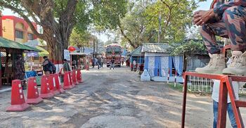 রোববার হিলি দিয়ে আমদানি-রপ্তানি বন্ধ