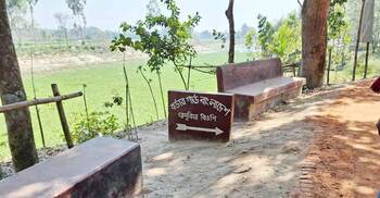 পাচারের সময় কোটি টাকা মূল্যের সাপের বিষ উদ্ধার