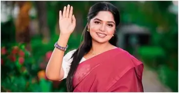 একশ ভোট দিতেও রাজি ভক্তরা, নেত্রী হিমির পোস্টে হাসির বন্যা