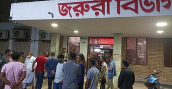 নরসিংদীতে ইনজেকশন দেওয়ার পর নারীর মৃত্যু, হাসপাতাল ভাঙচুর