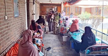 আইসিডিডিআরবি হাসপাতালে রোগীর চাপ দ্বিগুণ, বেশিরভাগই শিশু