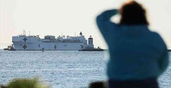 ট্রাম্পের ভাসমান হাসপাতাল পাঠানোর প্রস্তাবে গ্রিনল্যান্ডের না