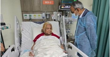 বিএনপির স্থায়ী কমিটির সদস্য সেলিমা রহমানকে দেখতে হাসপাতালে ডা. রফিকুল