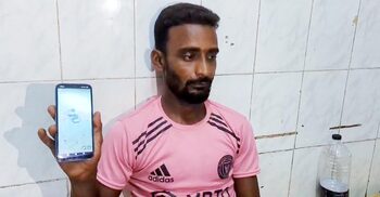 রাসেলস ভাইপারকে লাথি, ছোবল খেয়ে হাসপাতালে যুবক