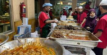 ইফতারে বনানী-গুলশানের বড় রেস্তোরাঁ ফাঁকা, বেচাকেনা কম