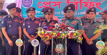 যাত্রীদের সময়মতো গন্তব্যে পৌঁছে দিতে পুলিশের বিশেষ ব্যবস্থা