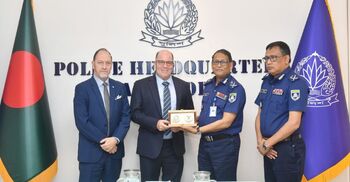 আইজিপির সঙ্গে রেড ক্রস প্রতিনিধিদলের সাক্ষাৎ