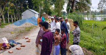 পাবনায় সড়কের পাশ থেকে দুই নারী ভিক্ষুকের মরদেহ উদ্ধার