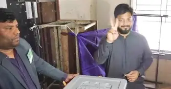 ভোট দিয়ে সন্তুষ্ট ইশরাক