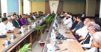 রমজানে যানজট নিরসনে ব্যবসায়ীদের সঙ্গে আলোচনা ডিএমপির