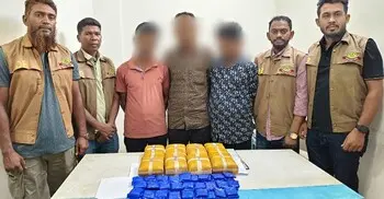 ধাওয়া দিয়ে যাত্রীবাহী বাস আটক, মিললো ৮ কেজি হেরোইন