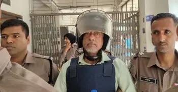 নতুন মামলায় গ্রেফতার দেখানো হলো সাবেক সেনা কর্মকর্তা মাসুদ উদ্দিনকে