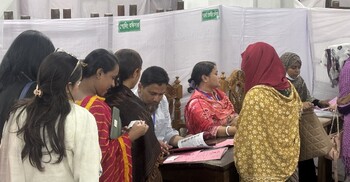 কার্জন হলে ৬ ঘণ্টায় ভোট পড়েছে ৩৩ শতাংশ