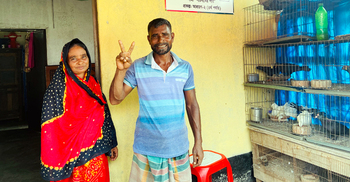 সুখ ফিরেছে উপহারের ঘরে