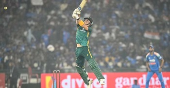 রান পাহাড় গড়েও দক্ষিণ আফ্রিকার কাছে হারলো ভারত