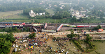 India train crash death toll rises to 288
