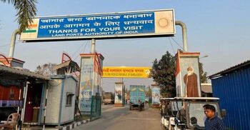 Dhaka prefers diplomacy over countermeasure to India’s land import ban