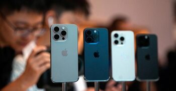 Apple reaches $490 million settlement over Cook’s China sales comments