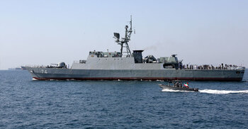 হরমুজ প্রণালীতে ট্যাংকার জব্দের বিষয় নিশ্চিত করলো ইরান