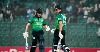 পাওয়ার প্লেতে উড়ন্ত আইরিশরা