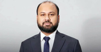 যে কারণে পরিচালক হয়েও বাদ পড়লেন ইসফাক হাসান