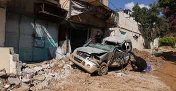 33 killed in Israeli attacks across Gaza as hospital hit again