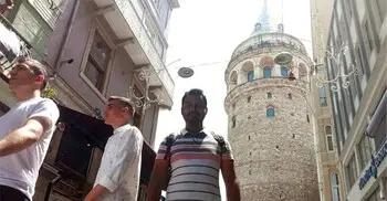 স্বর্ণালি আলোয় মোড়া এক নগরী ইস্তাম্বুল