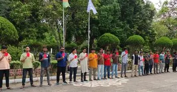 ক্যাম্পাসগুলোতে সহিংসতা সৃষ্টিকারীদের লালকার্ড প্রদর্শন