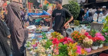 চট্টগ্রামে জব্বারের বলীখেলা উপলক্ষে জমজমাট বৈশাখী মেলা