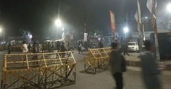 পুলিশের সঙ্গে সংঘর্ষ: আহত অবস্থায় ৯৬ জনকে আনা হয় ঢাকা মেডিকেলে