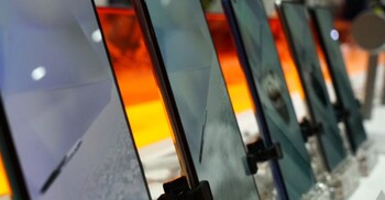 বছর শেষে ডিসকাউন্টে পুরোনো ফোন কিনলে যা মাথায় রাখবেন