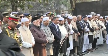 জানাজার নামাজে সুরা ফাতেহা পড়া কি জরুরি?