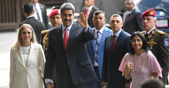 মাদুরো সরকারের অন্য সদস্যদের কেন ধরতে যায়নি যুক্তরাষ্ট্র?