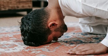 ভারতে ‘অনুমতি ছাড়া’ ফাঁকা বাড়িতে নামাজ পড়ায় আটক ১২