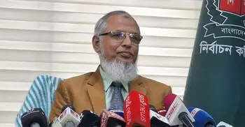 ভোটে দায়িত্বরত কেউ গণভোটের পক্ষে-বিপক্ষে প্রচার করতে পারবেন না